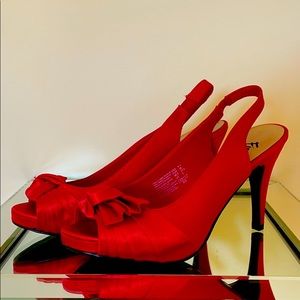 Peep toe special occasion heels